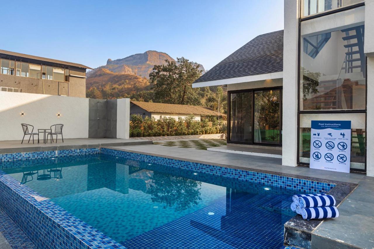 Saffronstays Stargazer, Karjat - Luxury Pool Villa With Lake View Экстерьер фото